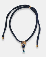 Collar Chic azul marino  Pez. Elástico regulable