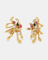 Pendientes en acero dorado con diseño orgánico tipo coral.