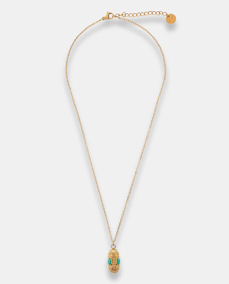 Cadena en acero dorado con colgante ovalado.